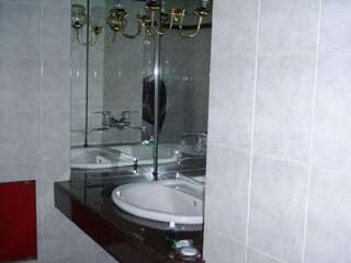 Гостевой дом Sofia Stay Guest Rooms София Трехместный номер-19