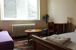 Гостевой дом Sofia Stay Guest Rooms София Трехместный номер-41